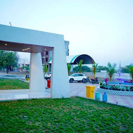 Hotel Madhuban Aurangābād Exterior foto